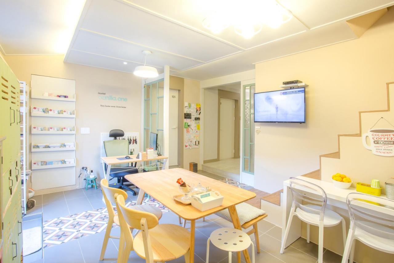 Hostel Vanilla 1 Dongdaemun Seoul Ngoại thất bức ảnh